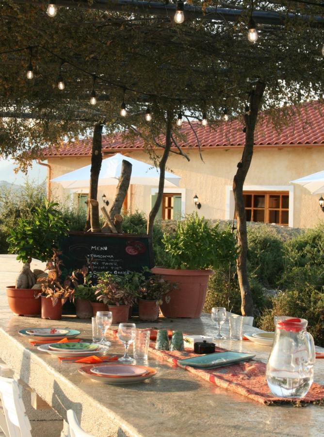 Bote Farms Agriturismo Sarande Exterior photo